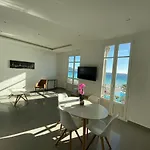 219 Promenade *