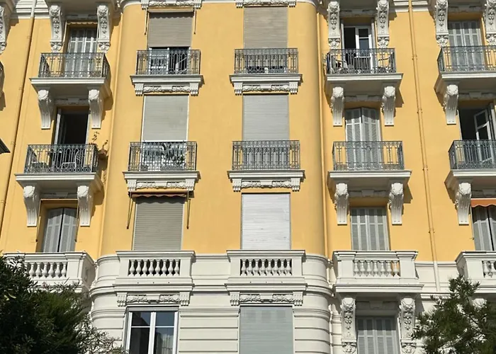 219 Promenade Апартаменты