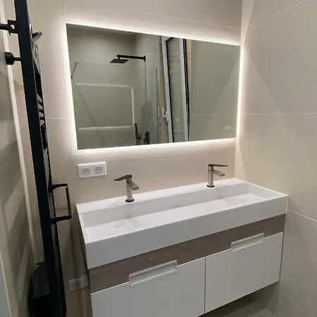 Apartment 219 Promenade *