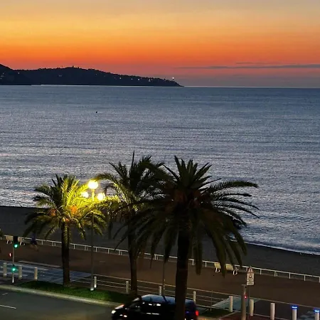 219 Promenade Lejlighed